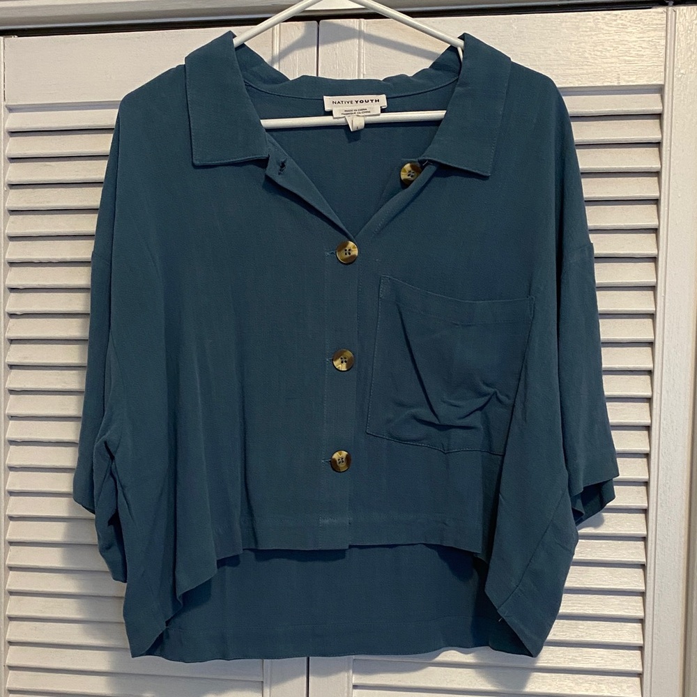 NATIVE YOUTH Button-Down Women's Shirt